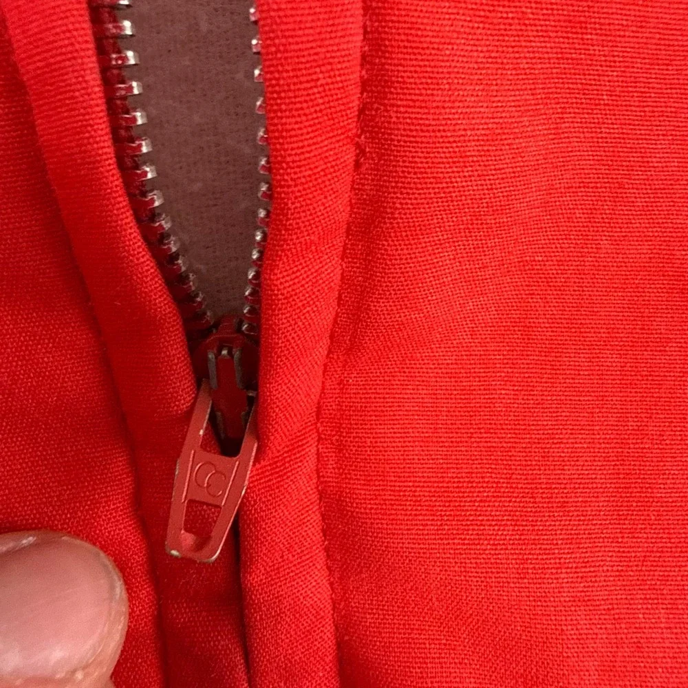 Pyramid Outerwear attributes vintage